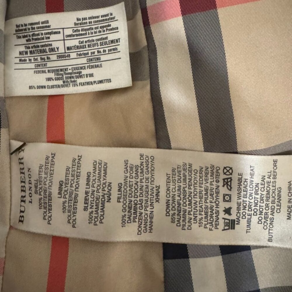 Burberry Black Belted Down Puffer Coat – Size S - Picture 3 of 6